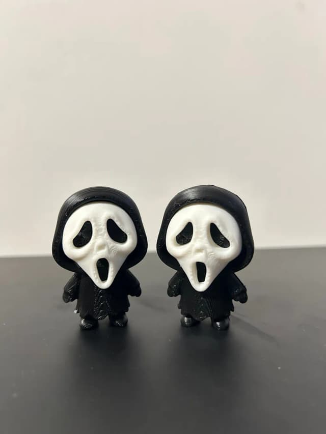 GHOST KEYCHAIN