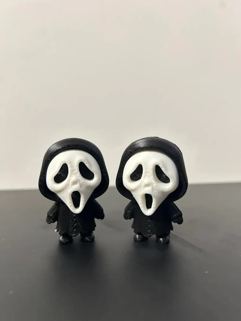 GHOST KEYCHAIN